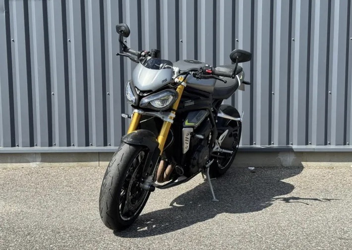 Triumph Speed Triple 1200 RS