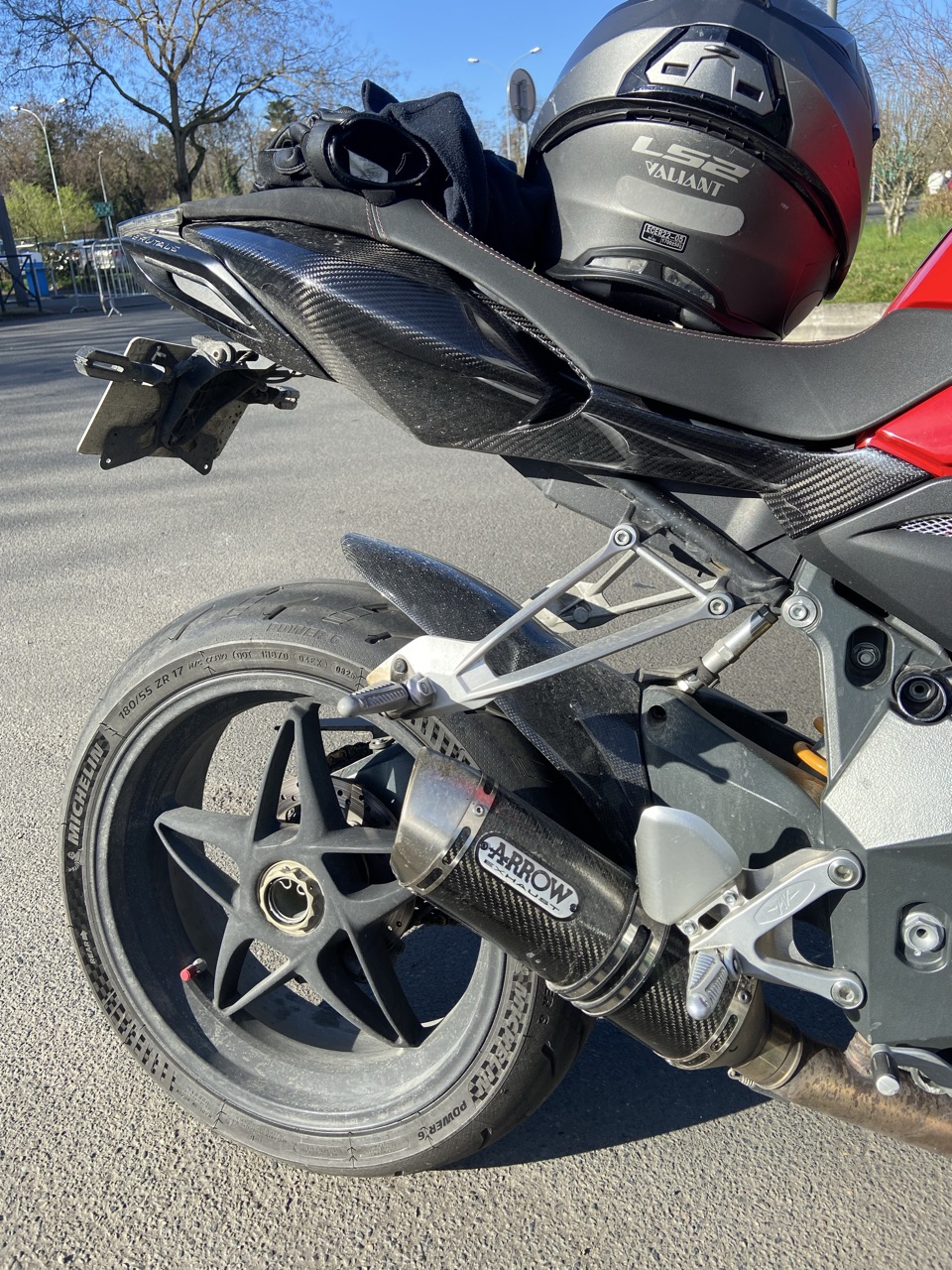 Mv agsuta 920 brutale- 120ch-full carbon