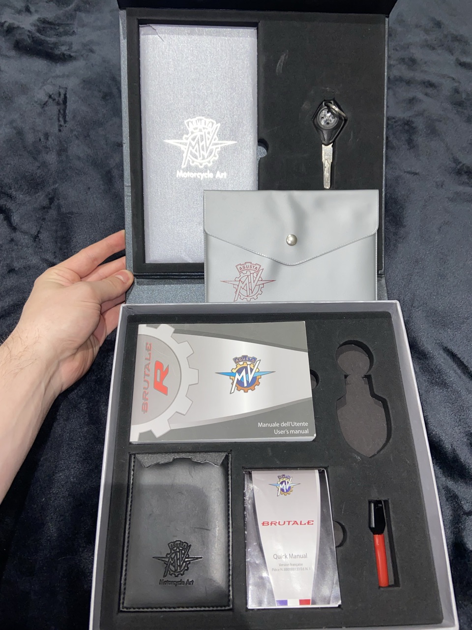 Mv agsuta 920 brutale- 120ch-full carbon