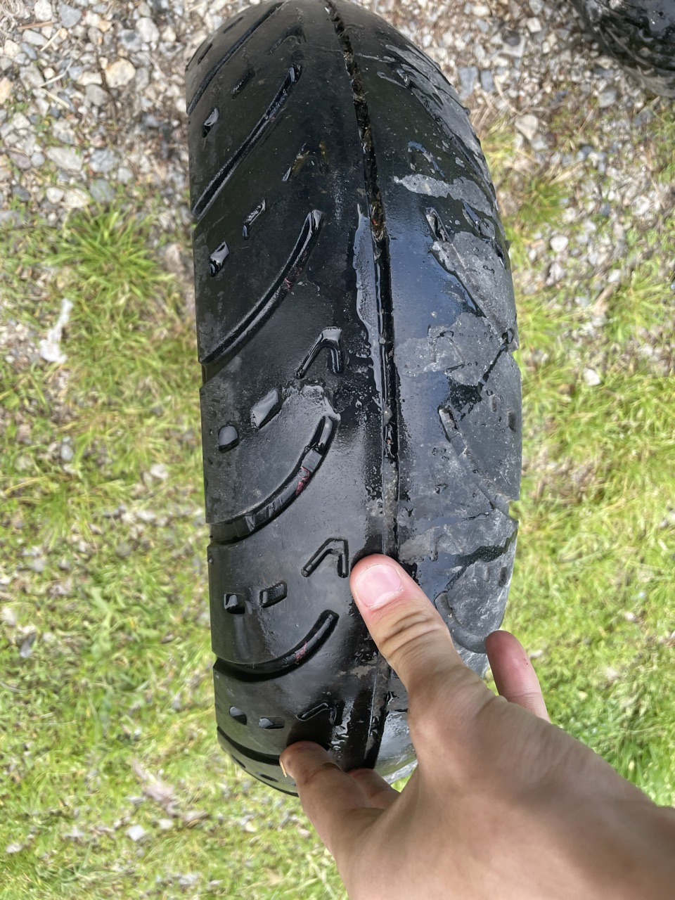 Vend jantes et pneus de scooter 