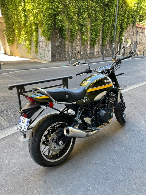 Z900RS 