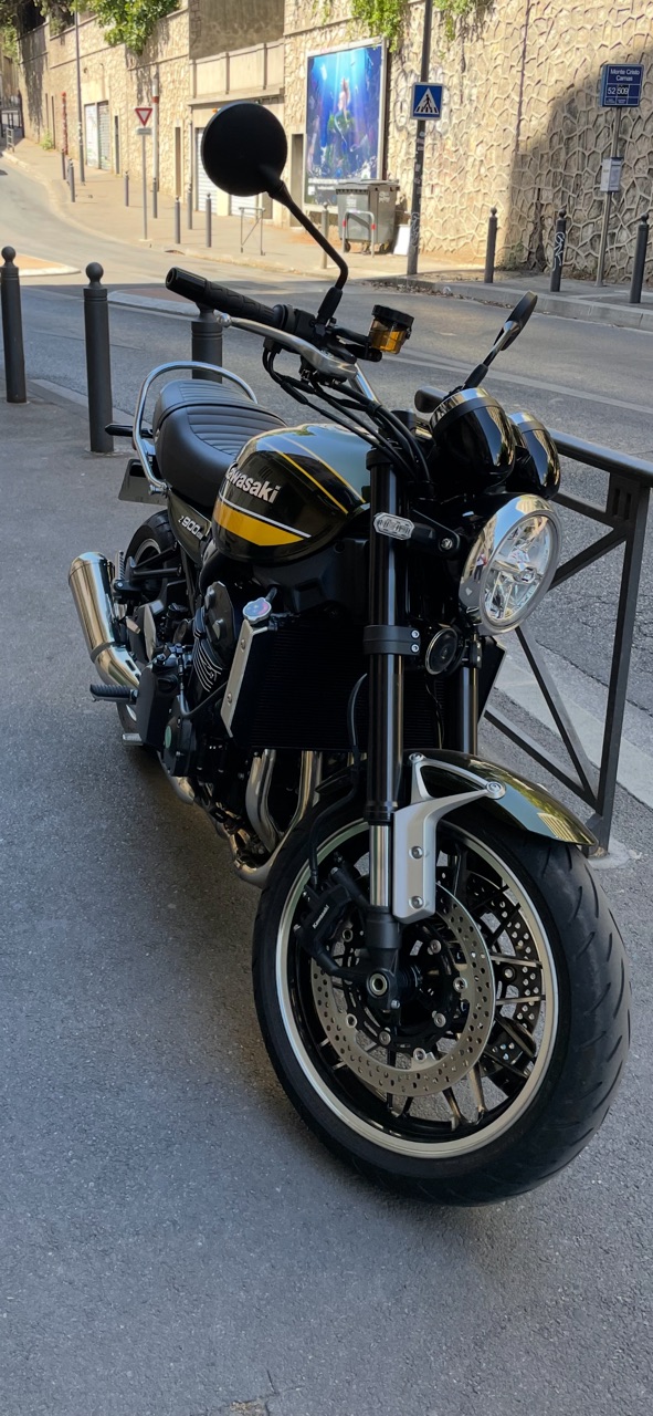 Z900RS 
