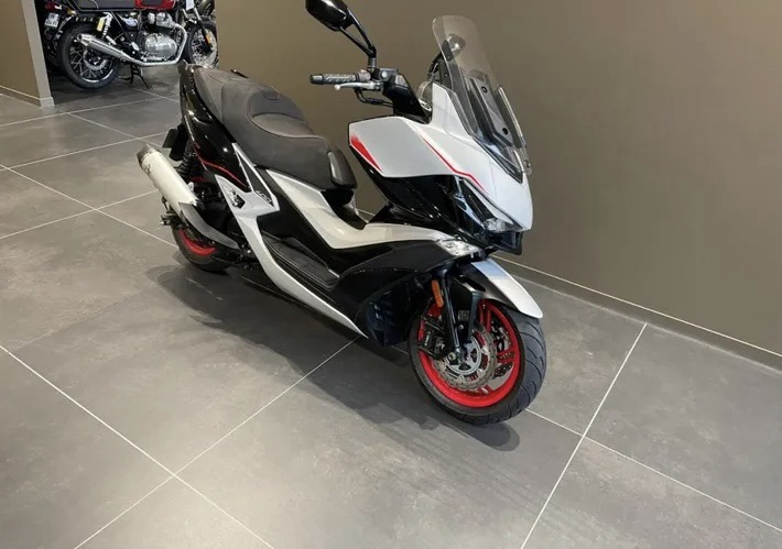 Kymco XCITING VS 400 SE