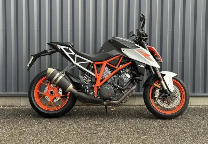 KTM 1290 Superduke R