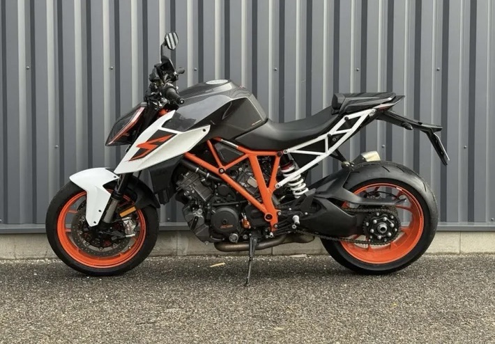 KTM 1290 Superduke R