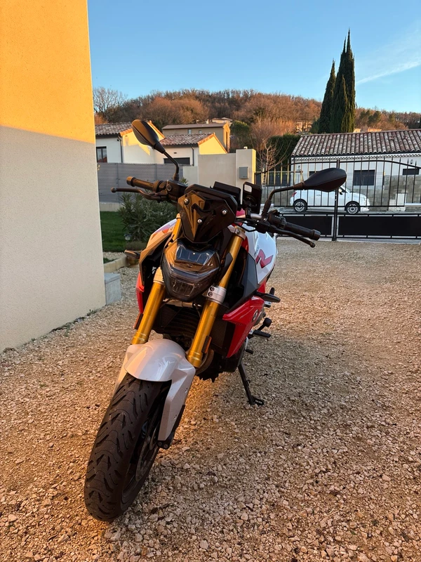 BMW F900R - 105 cv - full options 