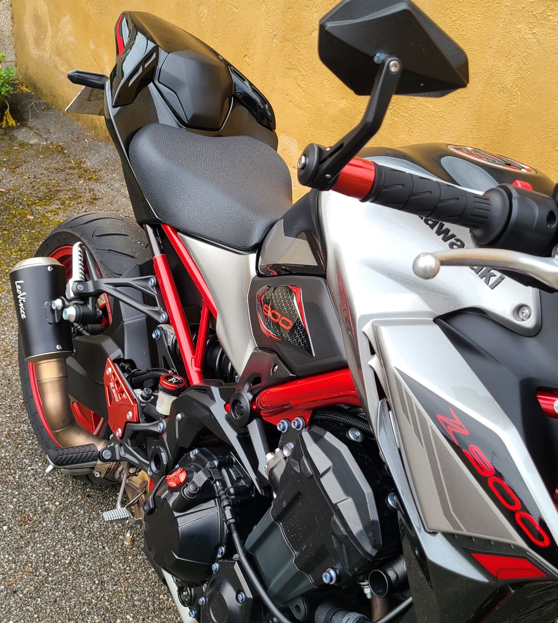 Kawasaki Z900 bridée A2