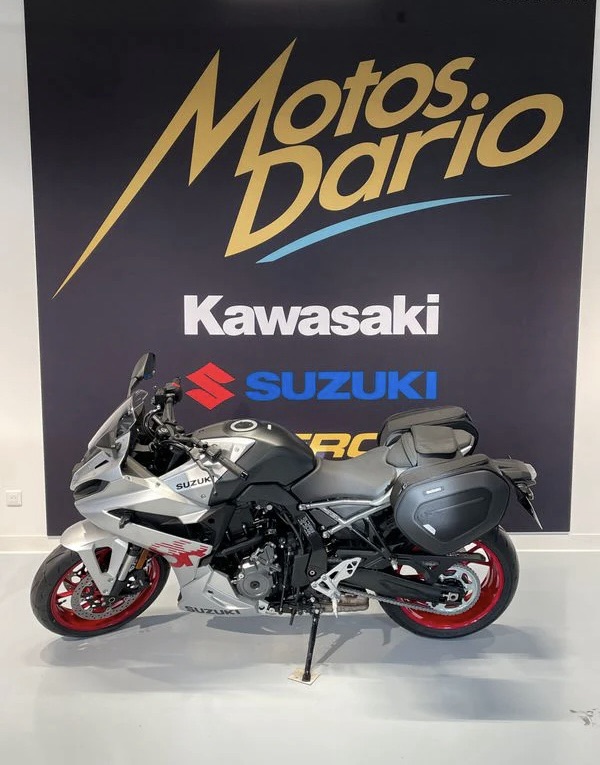 Suzuki GSX-8R