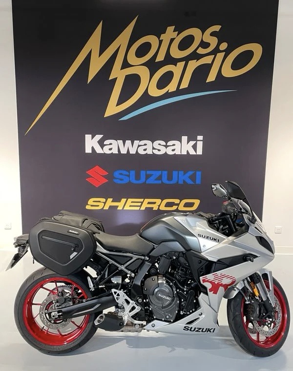 Suzuki GSX-8R
