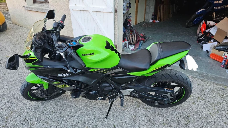 Kawasaki Ninja 650 - A2