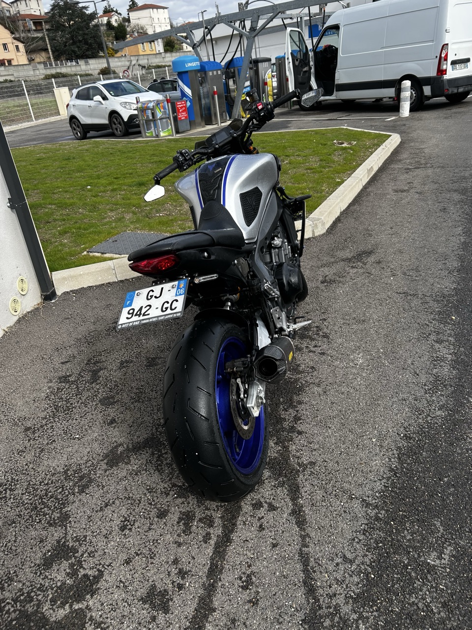Yamaha mt09 sp full option 