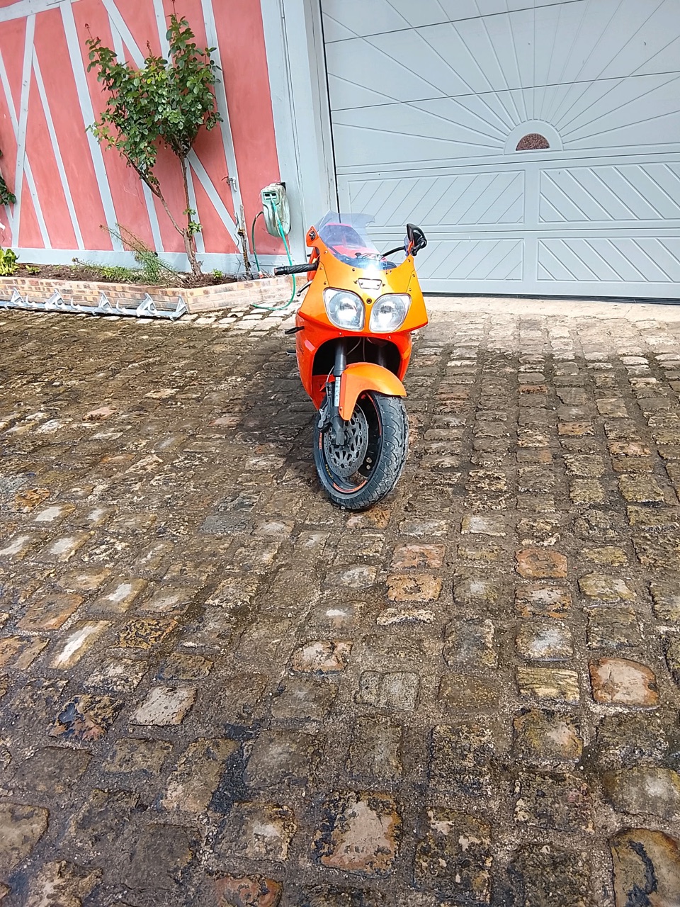 À vendre toutes pièces Yamaha yzf 750