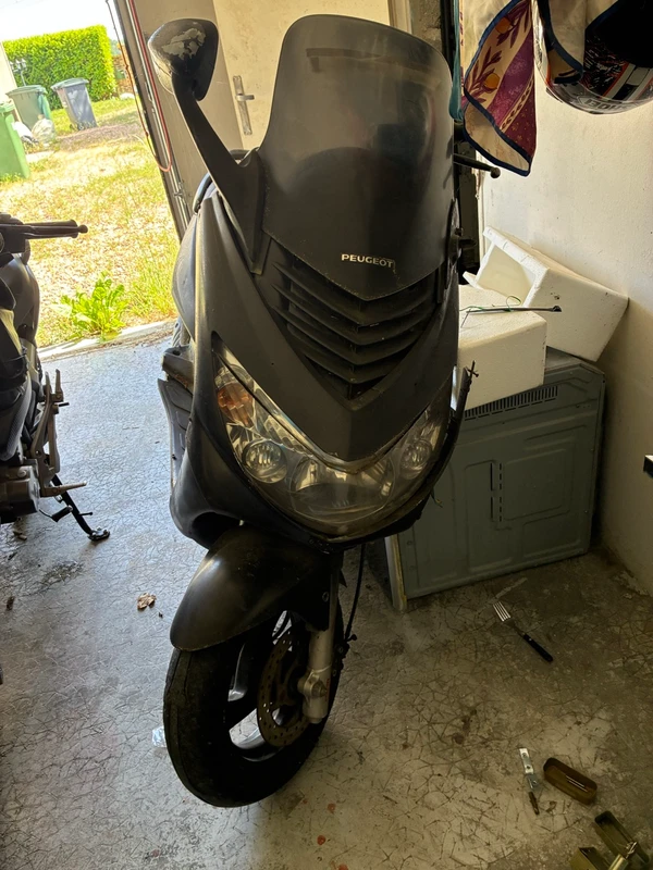 À vendre toutes pièces Peugeot elysrar