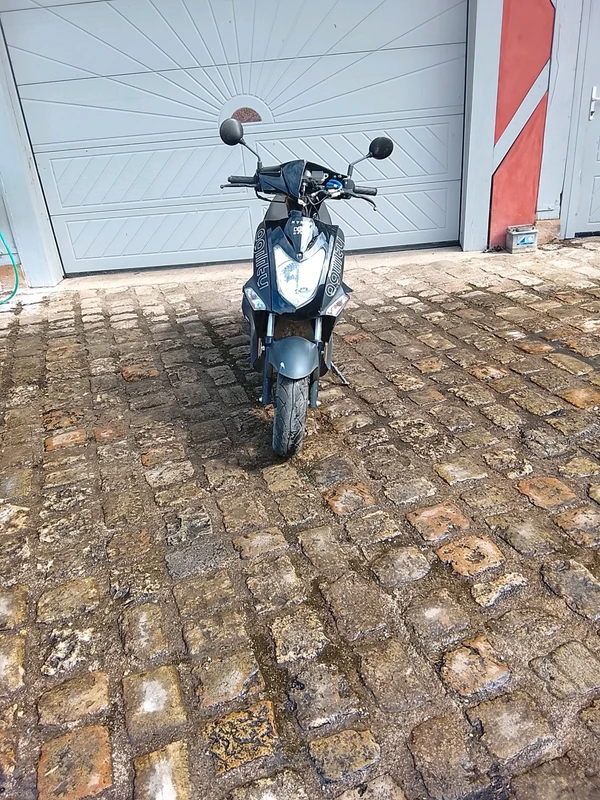 À vendre toutes pièces kymco agility