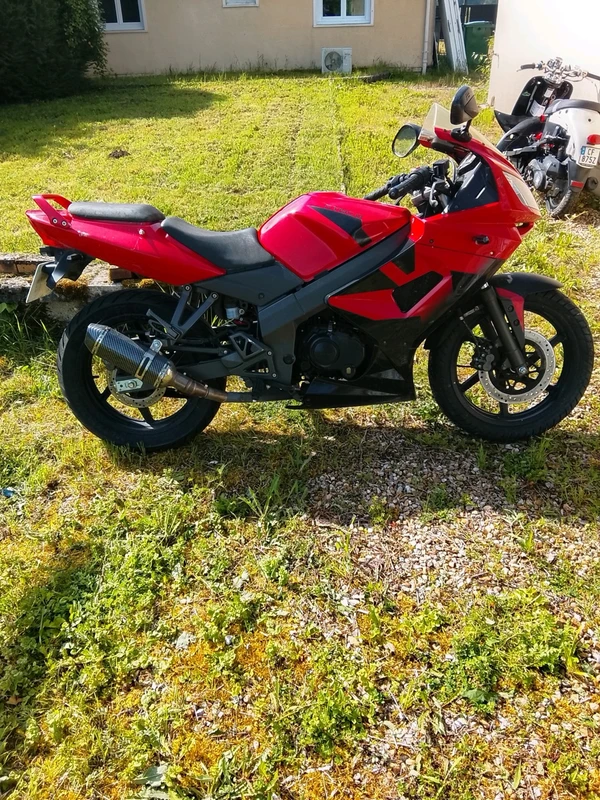 À vendre toutes pièces kymco quannon 125