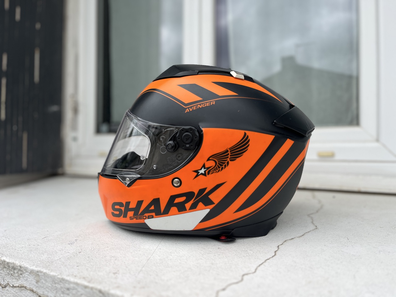 Casque moto Shark Speed-R Avenger orange et noir X