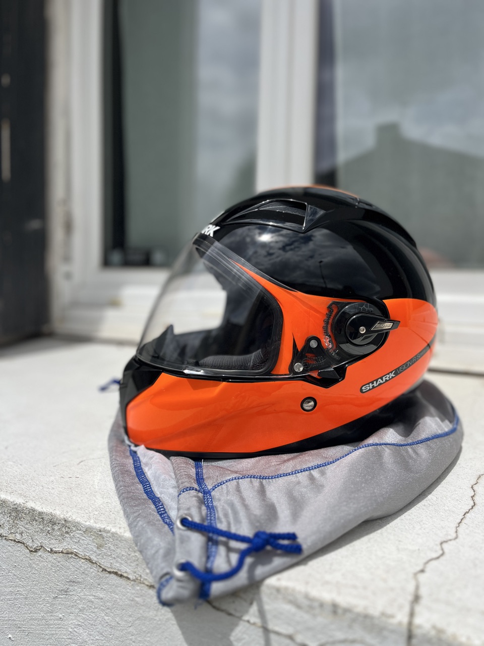 Casque moto Shark Vision-R série 2 INKO orange et 