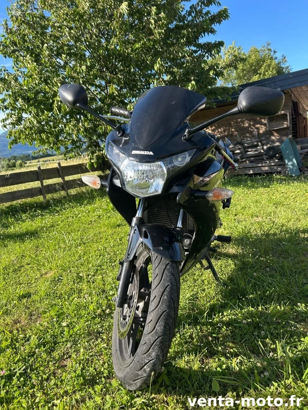 CBR125R