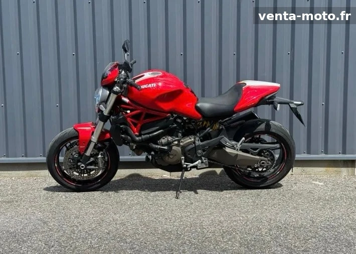 Ducati Monster 821 garantie 24 mois