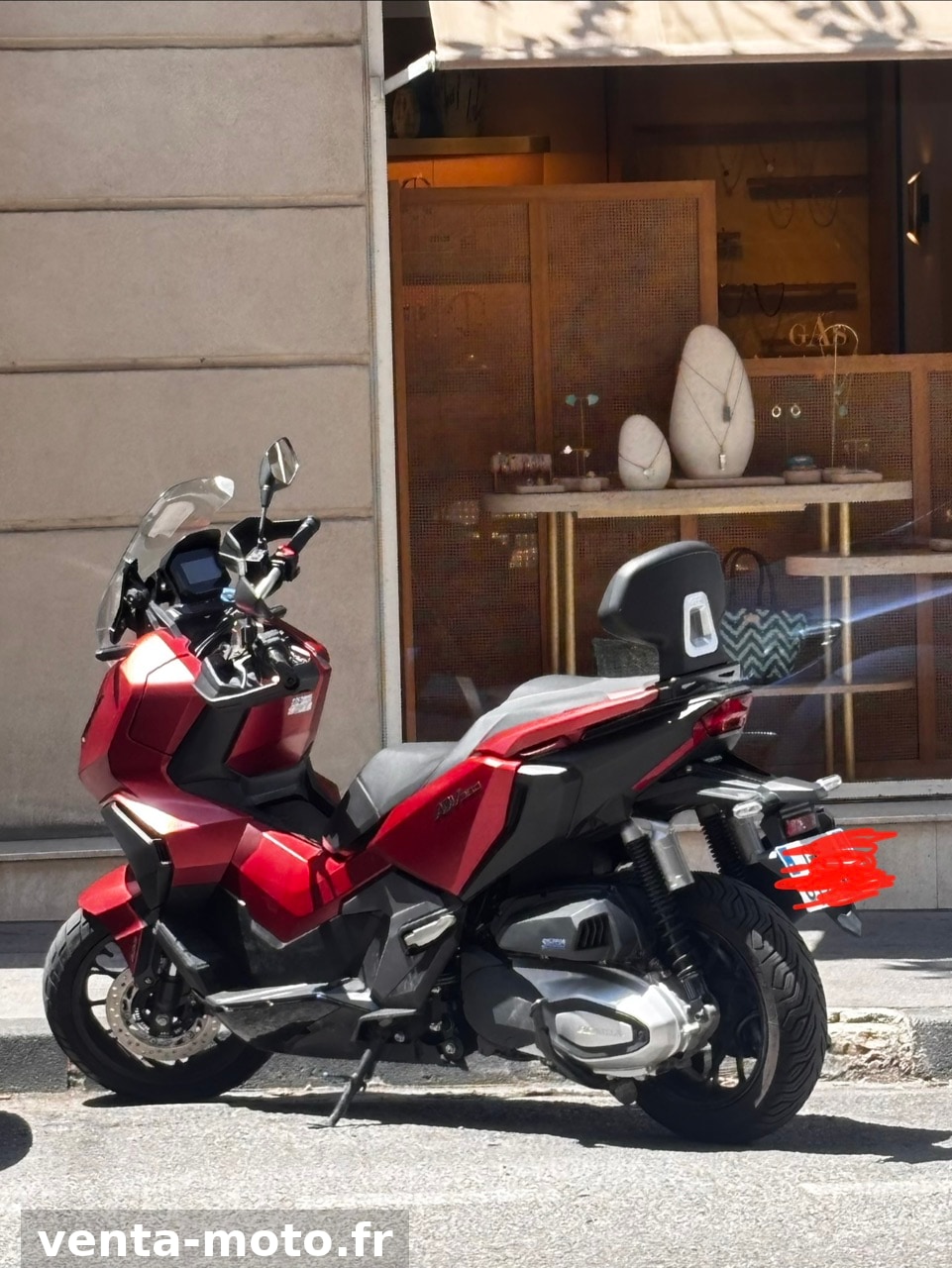 Honda adv350