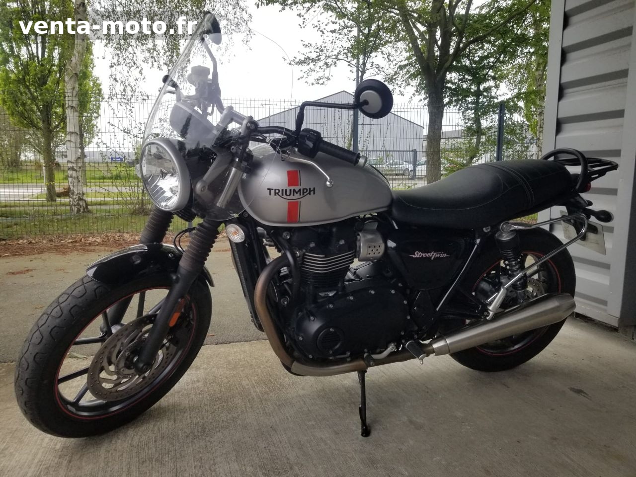 Triumph Street Twin