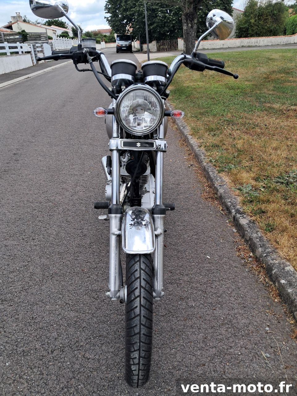 Suzuki 125 gn