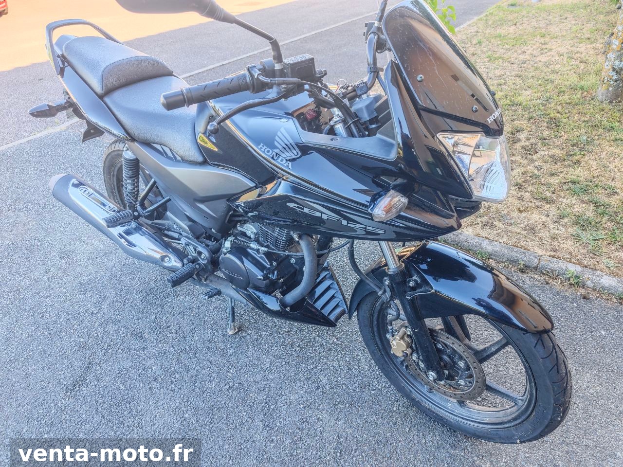 Honda CBF 125 M - 2013 - 2927 km - Etat Exceptionn