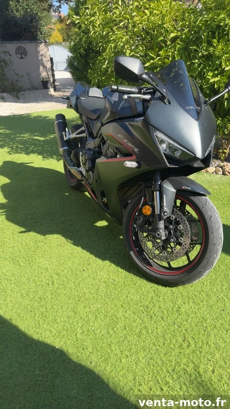 CBR 650 R 2024