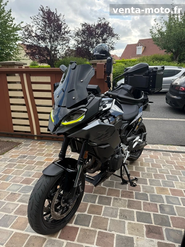 BMW F900XR 2021