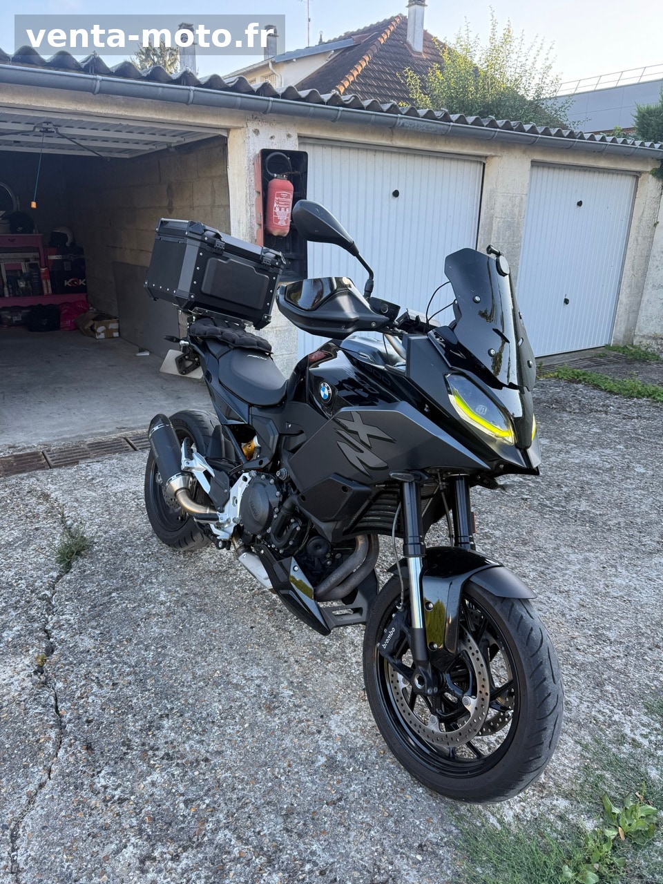 BMW F900XR 2021