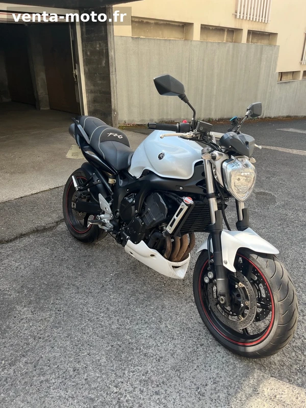 YAMAHA FZ6 S2