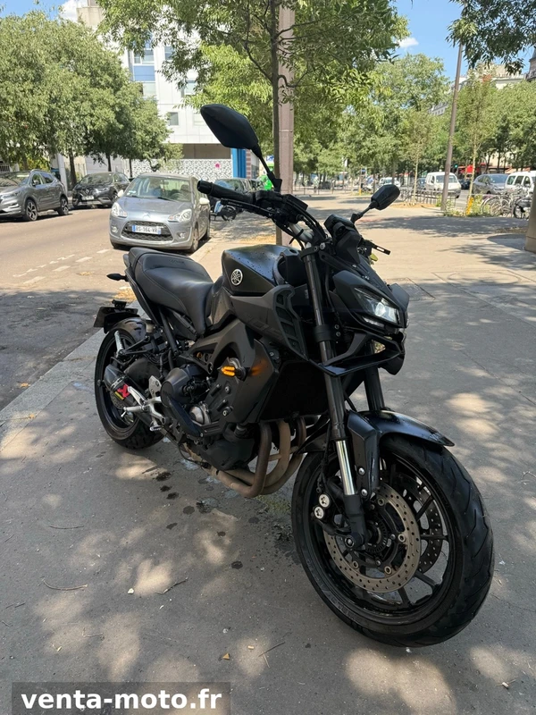 Yamaha MT-09 – Excellent état – Nombreux équipemen