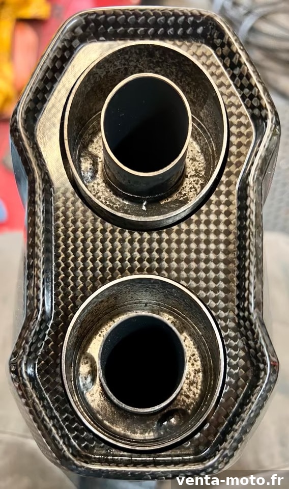 Echappement akrapovic