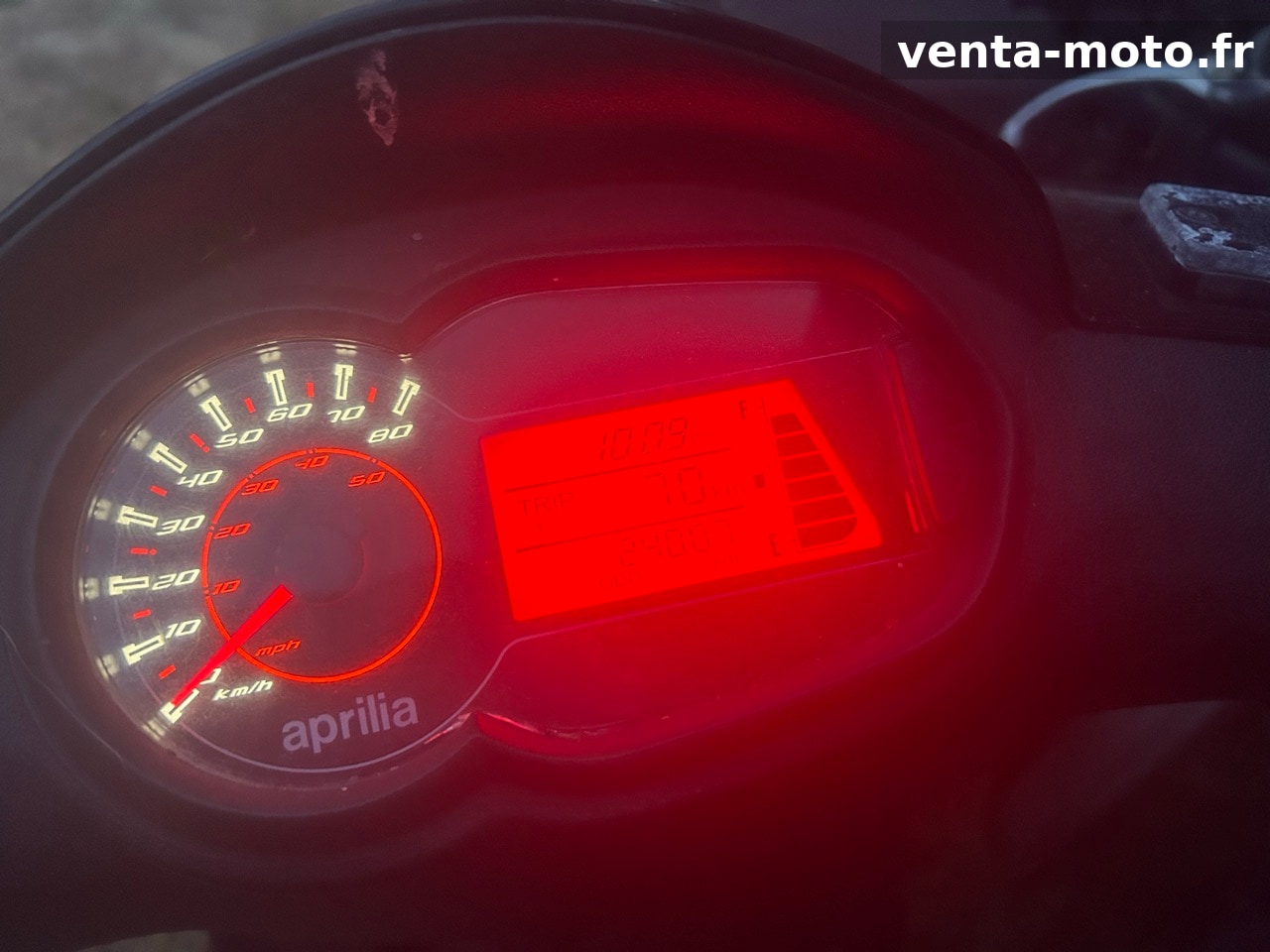 Pièces scooter aprilia sr motard