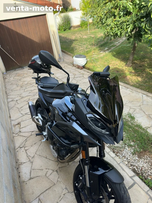 BMW F900XR A2 2024 - Triple Black Full Option
