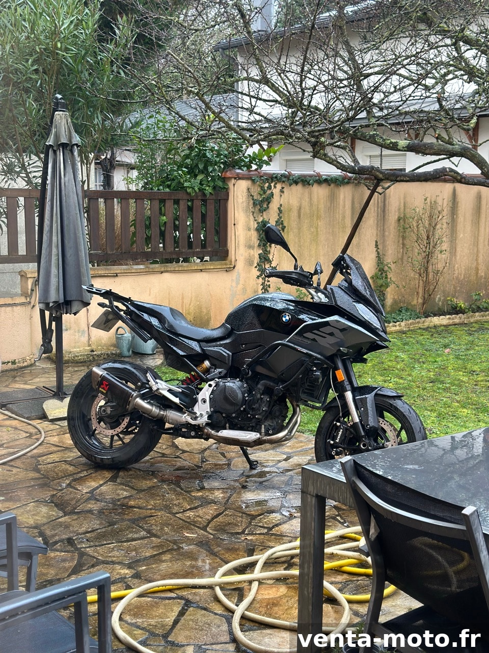 BMW F900XR A2 2024 - Triple Black Full Option