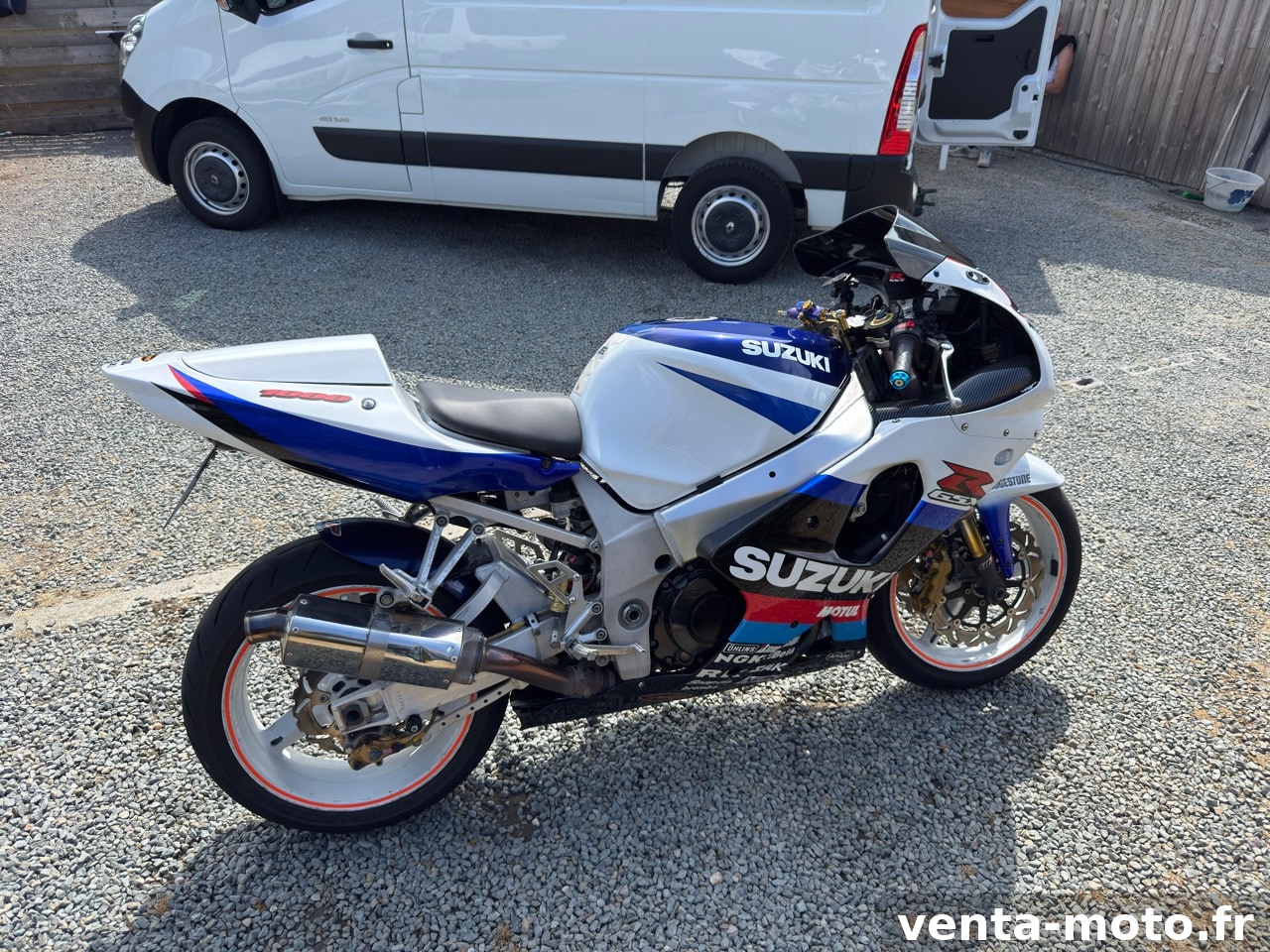 Gsxr 1000 k1
