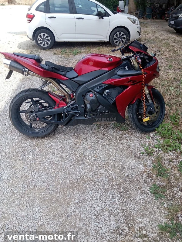 Yamaha yzf r1