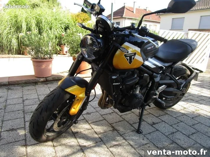 Triumph Trident 660