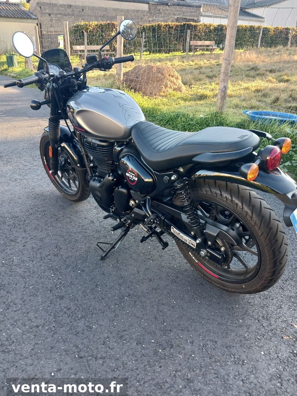 vend moto royal enfield