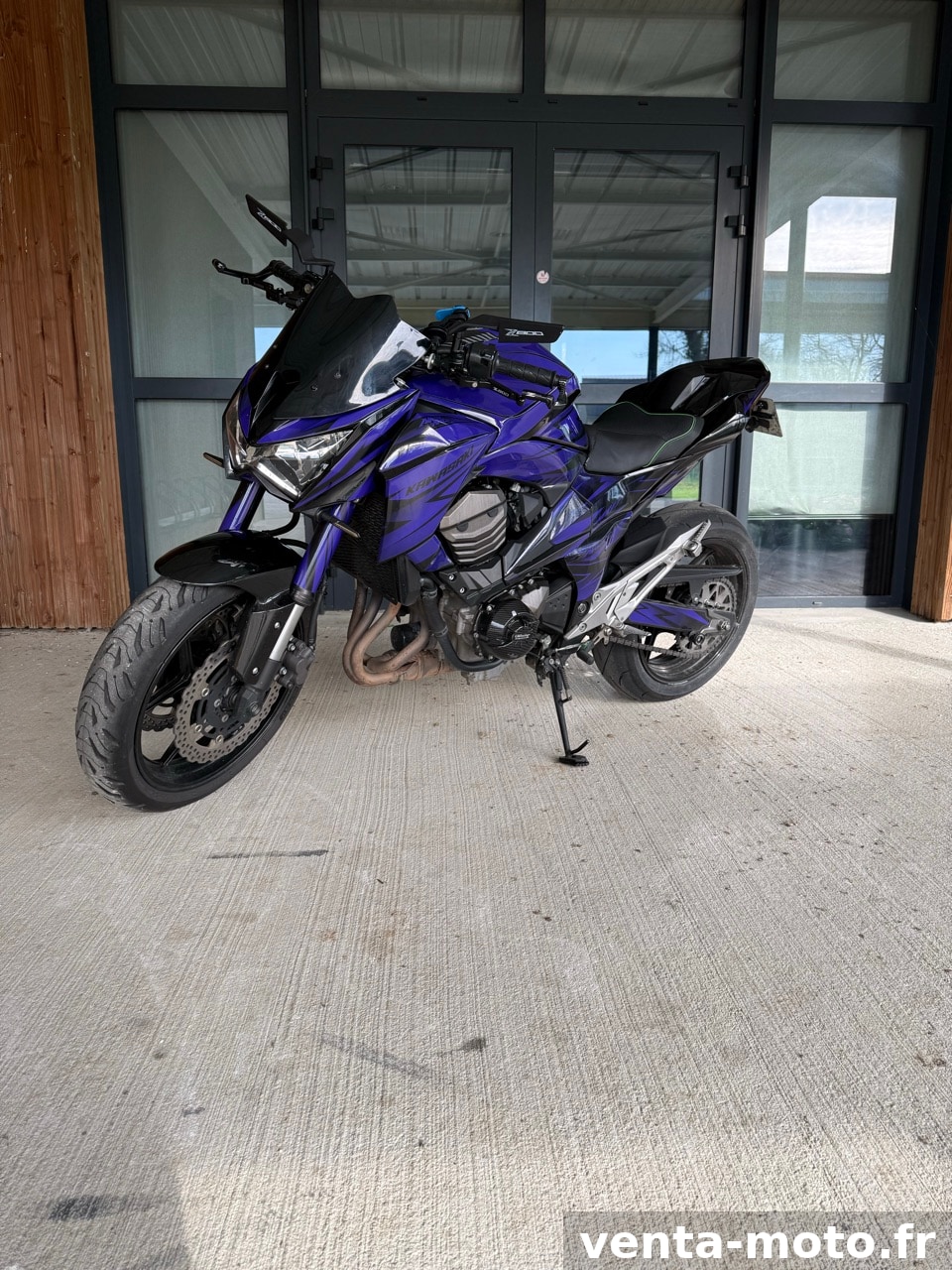 Kawasaki Z800e bridée